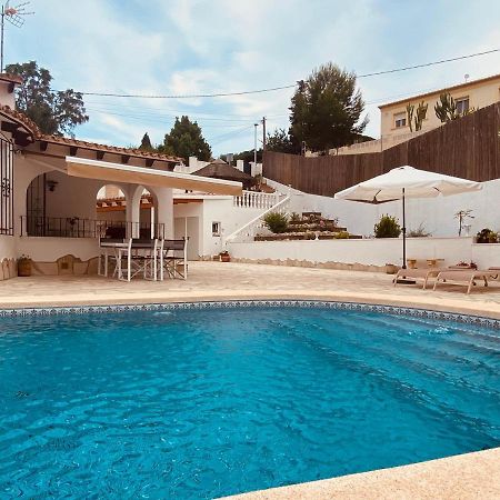 Villa Alhambra - Dale A Tu Familia Las Vacaciones Y El Descanso Que Se Merecen Calpe Exteriör bild