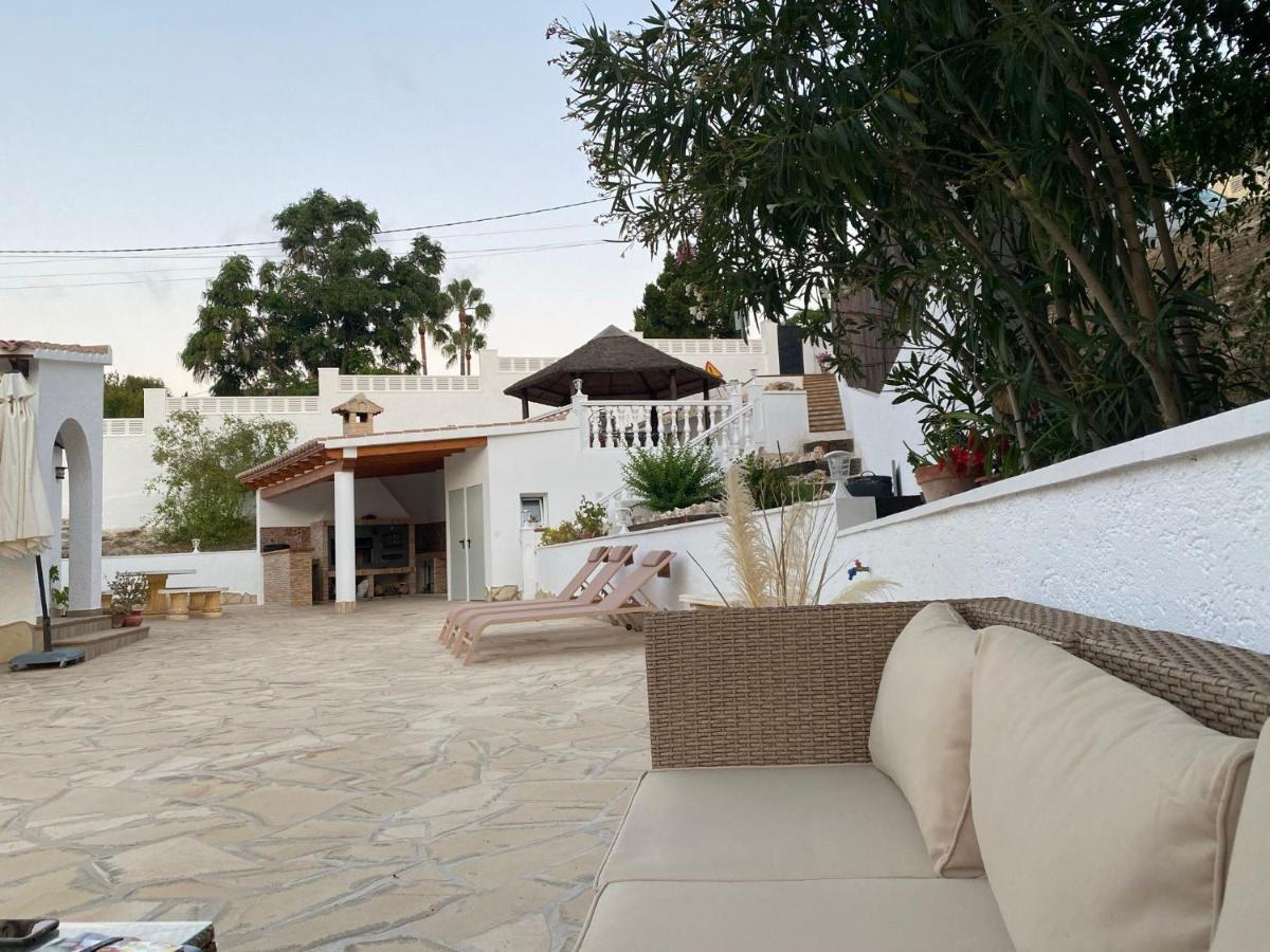 Villa Alhambra - Dale A Tu Familia Las Vacaciones Y El Descanso Que Se Merecen Calpe Exteriör bild