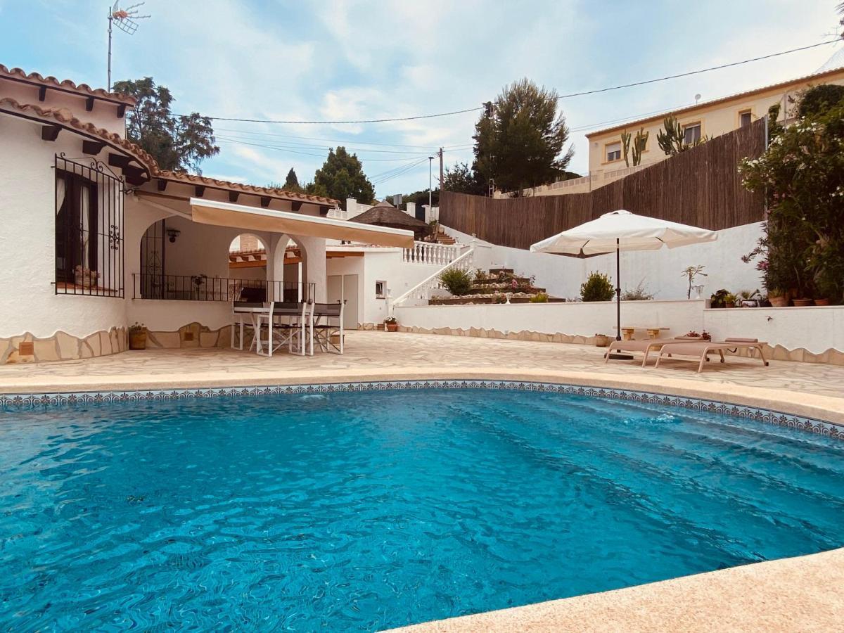 Villa Alhambra - Dale A Tu Familia Las Vacaciones Y El Descanso Que Se Merecen Calpe Exteriör bild