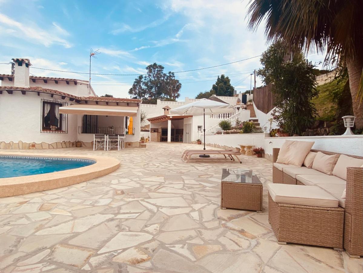 Villa Alhambra - Dale A Tu Familia Las Vacaciones Y El Descanso Que Se Merecen Calpe Exteriör bild
